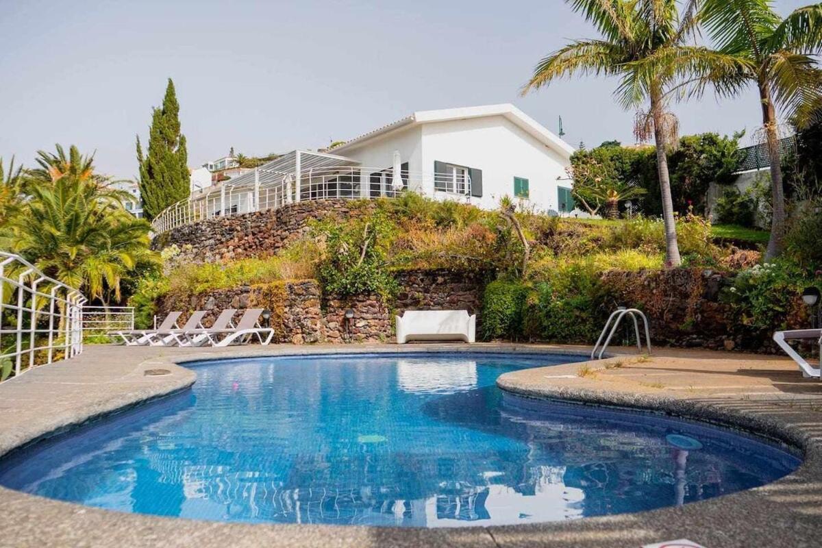 Vila Da Falesia-With Pool And Views Caniço Dış mekan fotoğraf